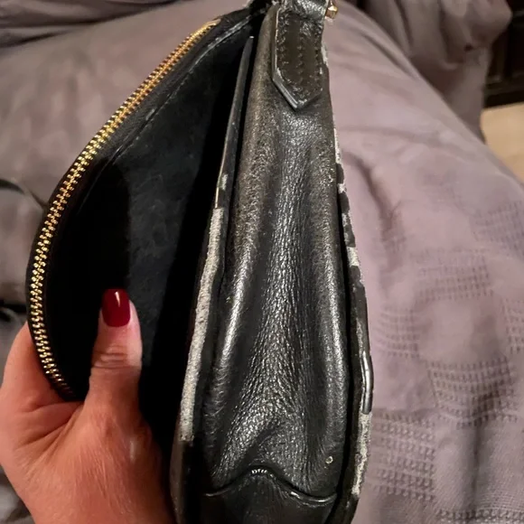 Tory Burch black purse. I used as a crossover. - Picture 6 of 9